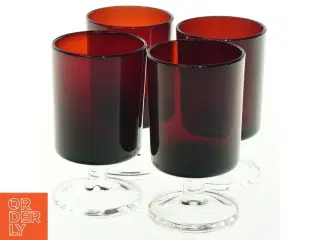 Rødvinsglas (str. H. 9 cm ø. 5,5 cm)