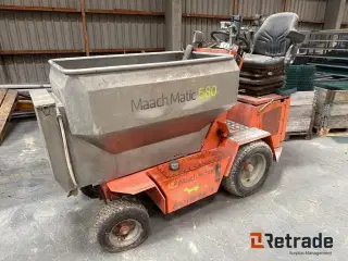- - - Maach Technic R2 580