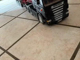 Scania med tiptrailer med el tip sælges fjernbetje