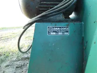 Dan-Corn DC 3