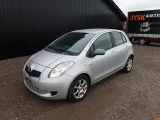PERSONBIL, TOYOT