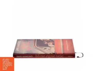 Mine egne veje - i overklassen, der forsvandt af Jane Aamund (Bog)