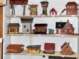 Modeltog bygninger skala H0
