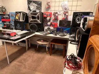 Bilstereo ophørsudsalg 