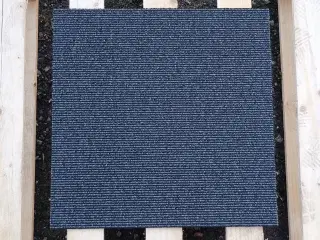 Tæppefliser Nye - Una striped grey - 12 m2