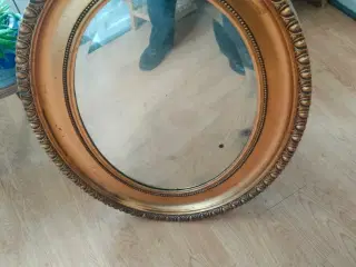 Antikt spejl Ovalt