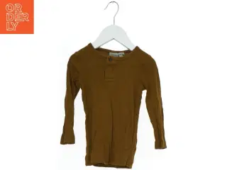 Langærmet ribbet tredjebluse fra Name It (str. 92)