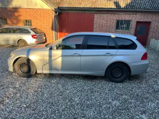 BMW 318i E91