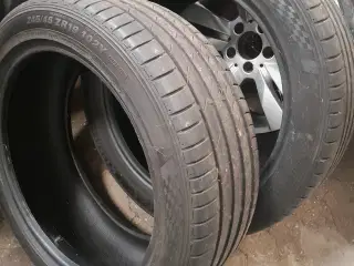 Kumho sommerdæk 245/45-19