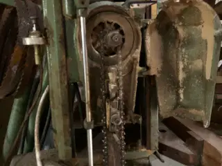 Tømrer og snedkermaskiner 