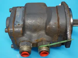 New Holland 8670 Hydraulikpumpe 86505862