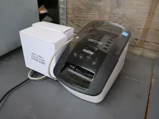 Labelprinter BROTHER QL-700