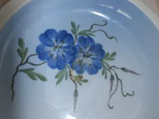 Skål med snerle fra Royal Copenhagen 