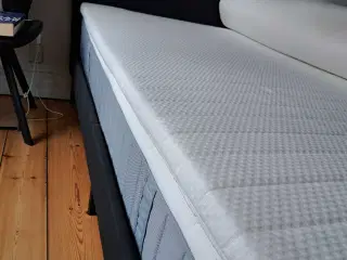 Springmadras og topmadras 160 x 200 cm
