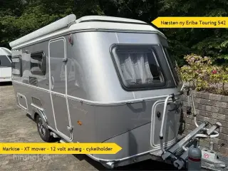 2023 - Eriba Touring 542 Legend   Næsten ny Eriba Touring 542 med XT mover, markise, cykelholder fra Hinshøj Caravan