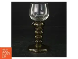 Glas