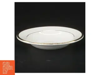 Små hvide porcelæns under tallerkener (str. Ø. 10 cm. 6 styk)