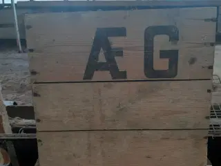 Gamle æggekasser
