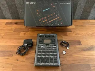 Roland SP404 MK2