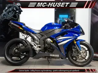 Yamaha YZF R1