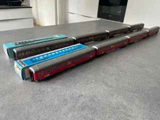Märklin 4045 DSB røde passagervogne