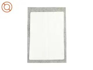 Underlegen til barneseng