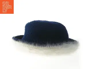 Hæklet hat med kant