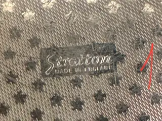 To vintage pudderæsker sælges. Læs beskrivelsen. 