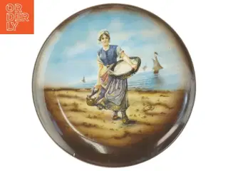 Dekorativ samletallerken med strandmotiv (str. Ø. 22 cm)