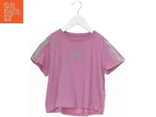 Nike Air T-shirt i lyserød fra Nike (str. 152)