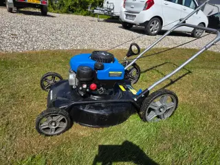 Plæneklipper sælges 