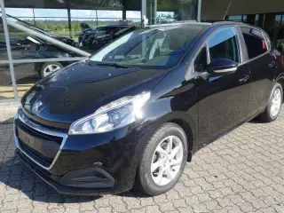 Peugeot 208 1,2 VTi 82 Envy Sky