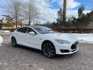 Tesla Model S  70 7prs