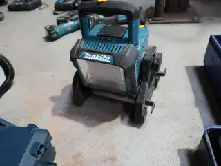 Arbejdslampe MAKITA DML811
