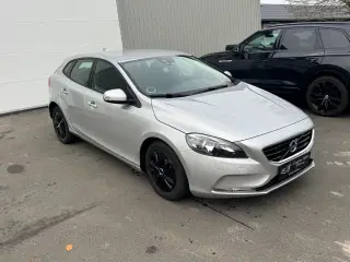 Volvo V40 1,6 D2 115 Momentum