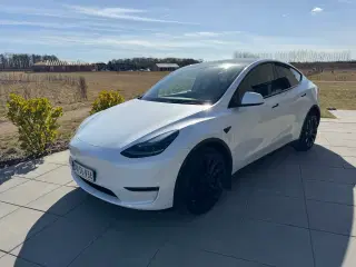 Tesla Model Y LR AWD