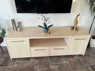 TV bord i ahorn finer