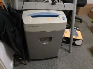 Makulator MARTIN YALE