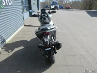 Honda ADV 350 MC-SYD BYTTER GERNE  5 ÅRS  GARANTI