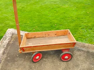 Fin gammel trækvogn