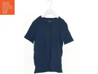 Kortærmet T-shirt fra H&M (str. 140)