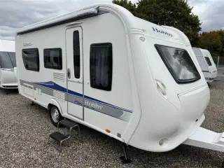 2010 - Hobby De Luxe 460 LU   Prisen er inkl. klargøring, gastest, fugttest, syn og nummerplade. SÆLGES FOR KUNDE