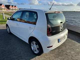 Volkswagen Up! 1.0 MPI 60 HK – 5-dørs 