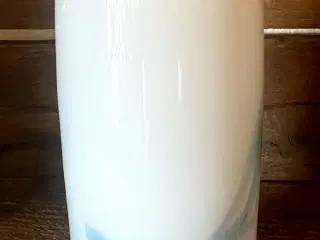 * Holmegaard; Vase - Atlantis med blå striber af M