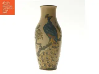 Dekorativ vase med påfuglemotiv fra L. Hjorth (str. 28 cm)