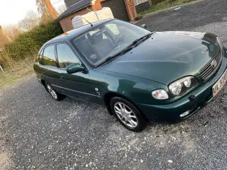 Toyota Corolla 1,6 LB 5 dørs