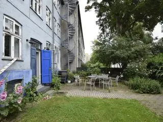 Skøn møbleret lejlighed på Christianshavn udlejes i 3 mdr., København K, København