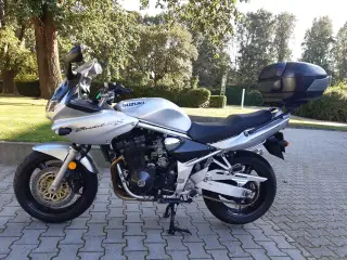 Suzuki bandit 1200, kun kørt 14.000 km