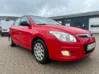 Hyundai i30 1,6 CRDi 90 Classic