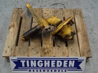 New Holland TX68 R.H. Spindel 80750740